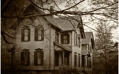 Guide to Haunted Walks & Tours to Experience in Columbus