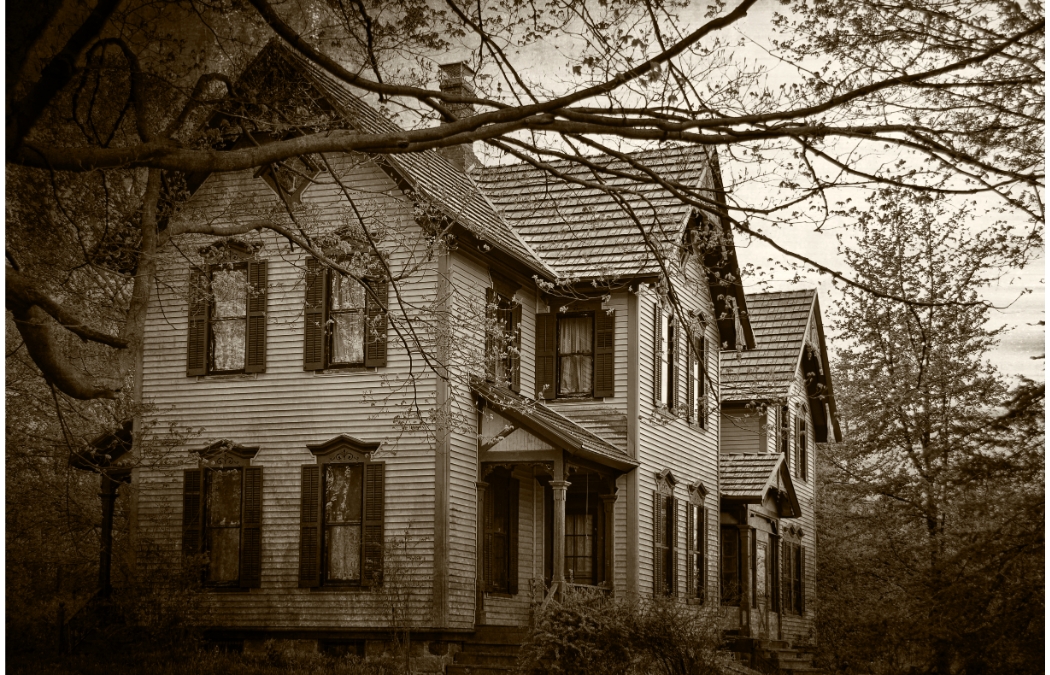 Guide to Haunted Walks & Tours to Experience in Columbus