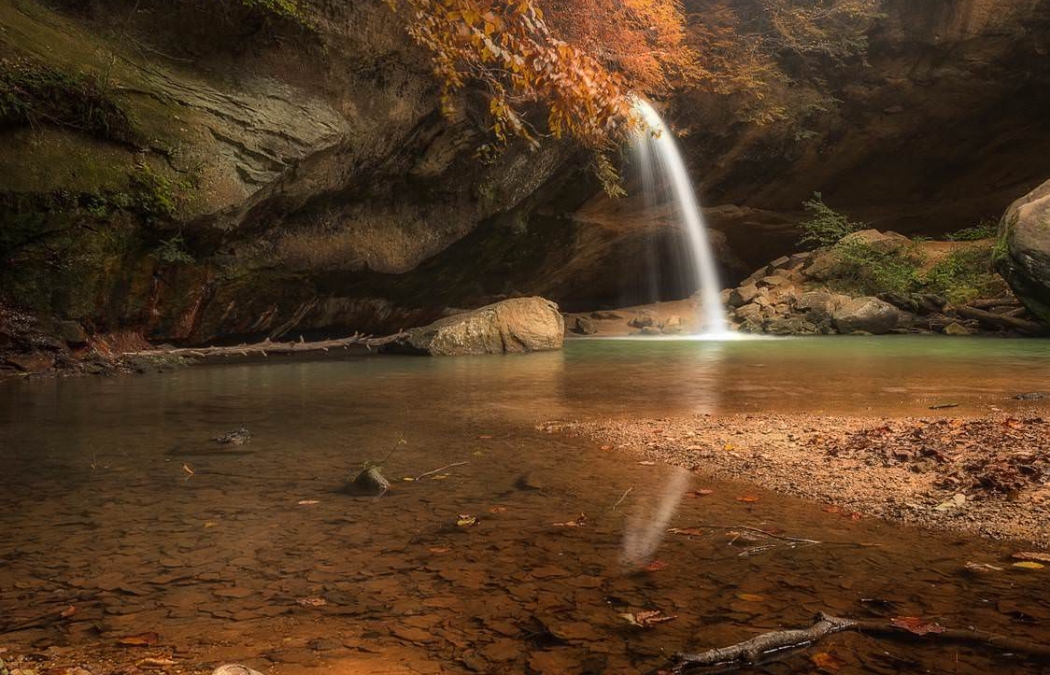 3 Scenic Fall Hikes to Take This Fall Near Columbus, OH