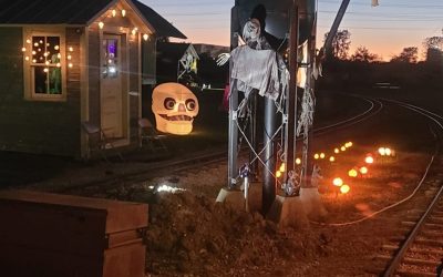 2 Halloween-Themed Train Rides to Enjoy with The Family