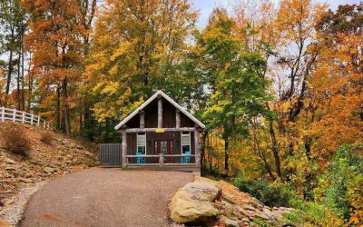 4 Comfy Central OH Cabins To Book on Airbnb This Fall & Winter