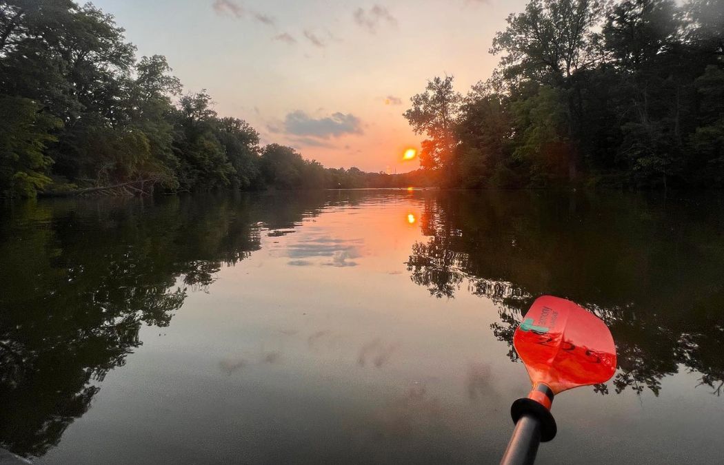 *CLOSED* Enter to Win a Free Twilight Kayaking Excursion For You & 3 Friends!