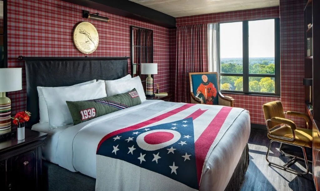 Ohio-themed hotel room