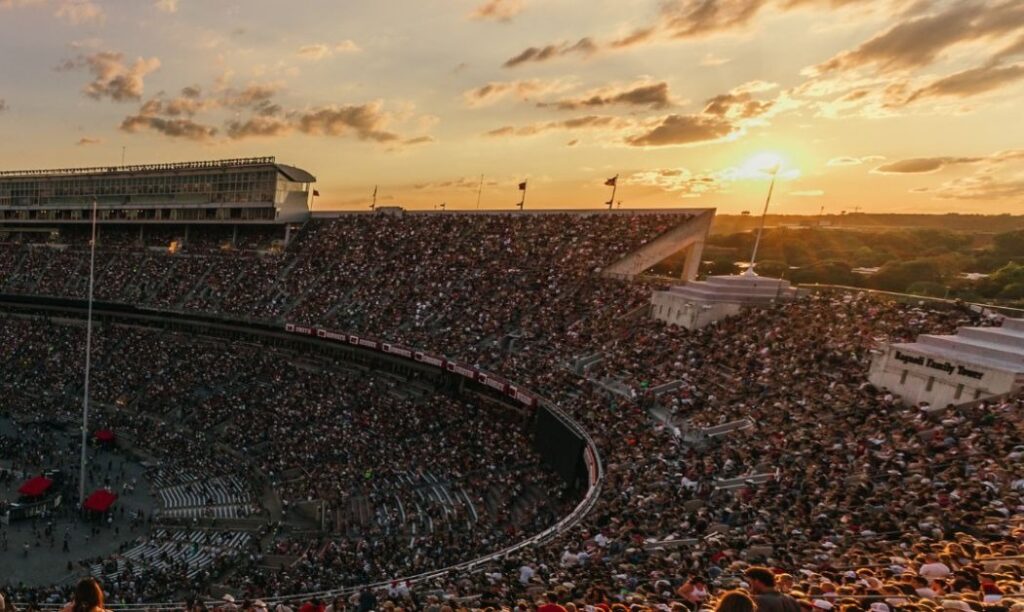 The sun sets over a sold-out Ohio Stadium at Buckeye Country Superfest