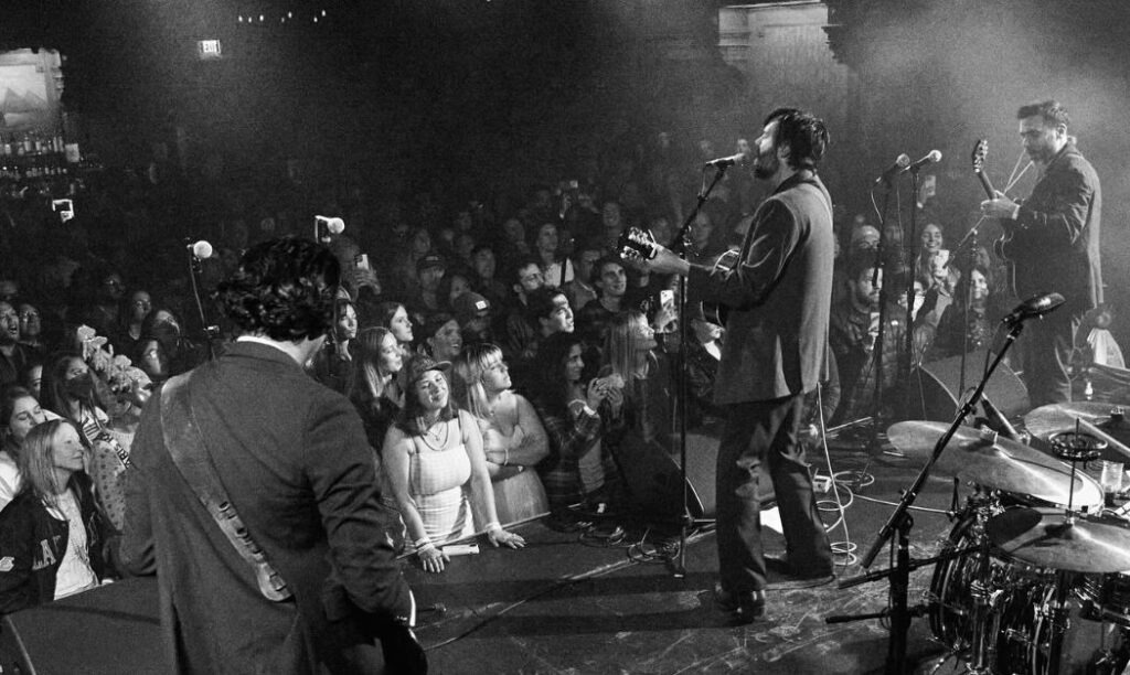 Lord Huron performing live.