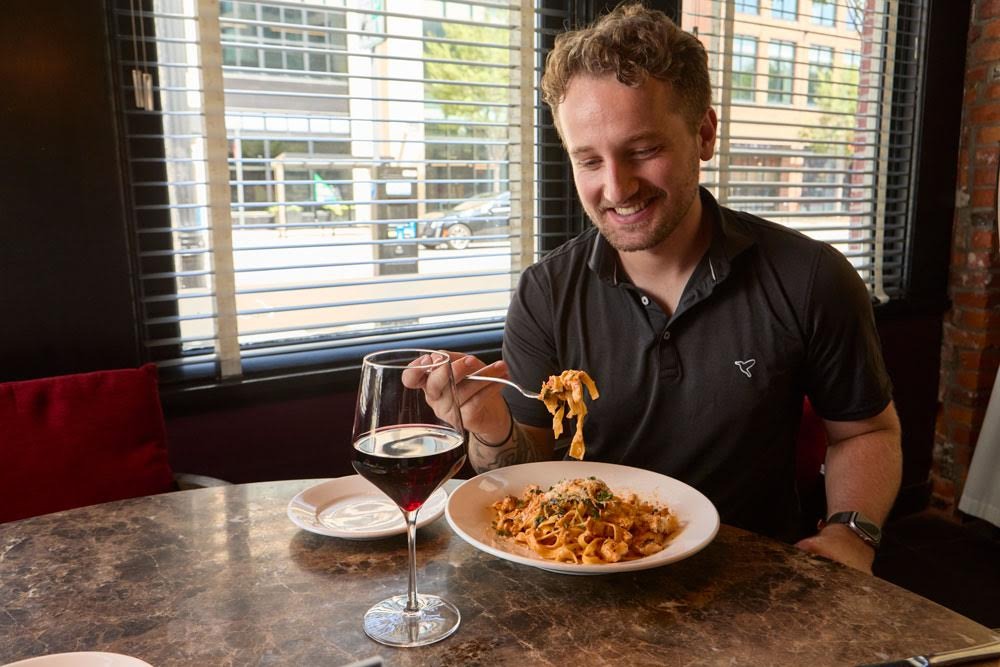 Enter to Win a Date Night for 2 in the Short North From The Rossi Kitchen + Bar