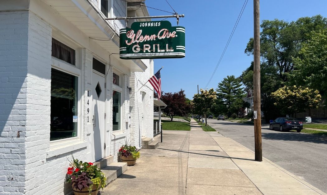 If You Know, You Know: Why Johnnie’s Glenn Avenue Grill Is One of Columbus’ Best Kept Secrets