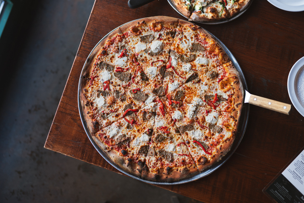 Foldable New York Pizza, Fresh-Filled Cannolis & Game Day Buffets? This Columbus Spot Does It All