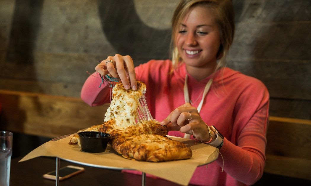 The New York Post Has a Surprising Take on Columbus-Style Pizza